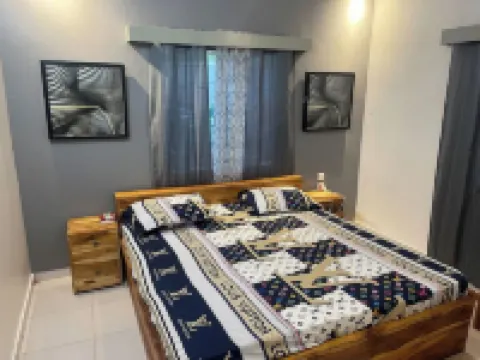 Bella villa in Djidjole with Safety Keeper