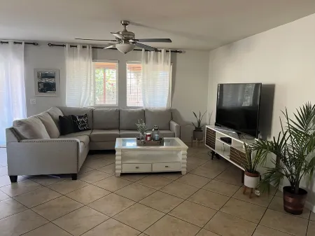 Charming 3-bedroom house with AC, WiFi in fantastic Coachella