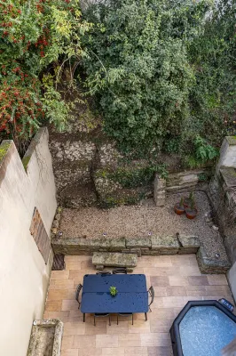 Maison de Village Barbentane Avec spa Hotels in Barbentane