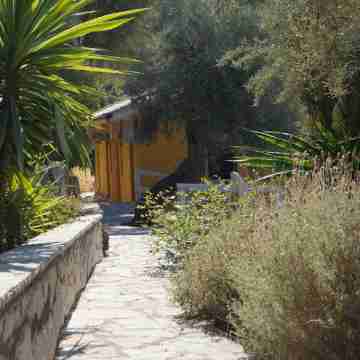 Villa Kalamos Hotel Exterior