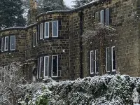 Large Boutique house set in own grounds