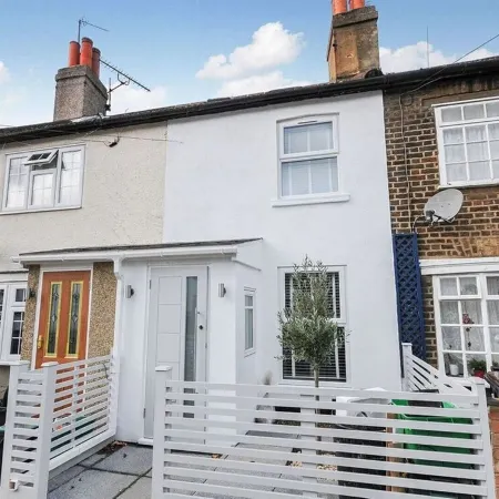 Luxury 3 Bedroom House in Bromley, South East London