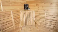 Quiet 3 BDR Home-  private sauna & skyline view- close to downtown & Mayo Clinic