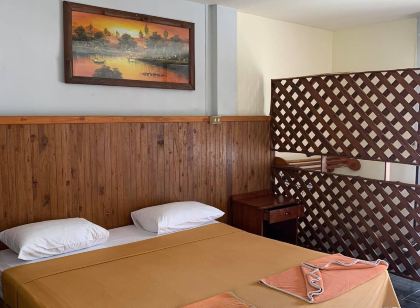 ラタナ ゲストハウス & バンガロー