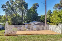 2 Mi to Dtwn Natchez: Cozy Home w/ Yard & Patio! - 2-Star