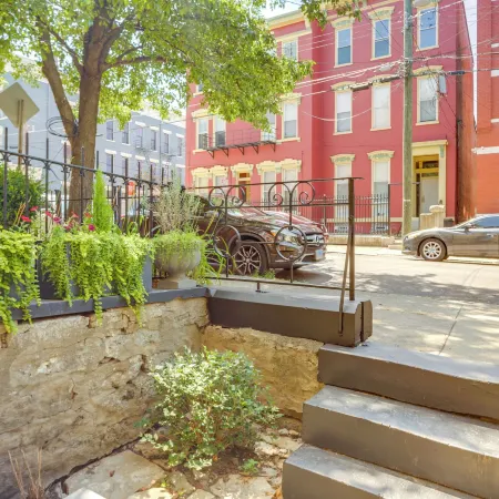 Cincy Apt 1 Mi to Findlay Market, 2 Mi to Downtown