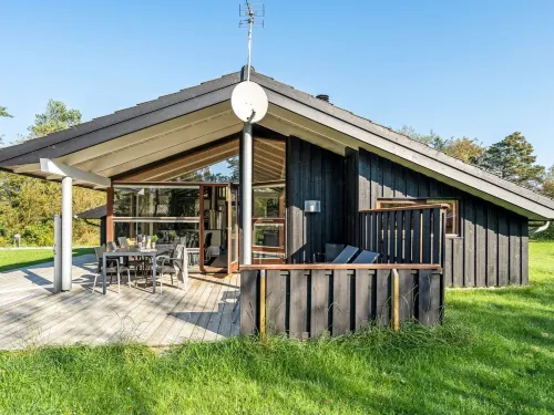 "Emeli" - 1.3km from the Sea Hotels in Lonstrup