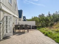 "Ingmarie" - 1km from the Sea