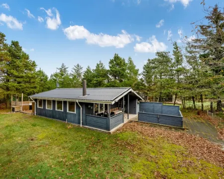 "Toimi" - 500m to the Fjord Hotels in Ulfborg