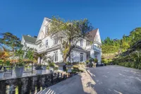 Lan Vien Villa Hotels in 