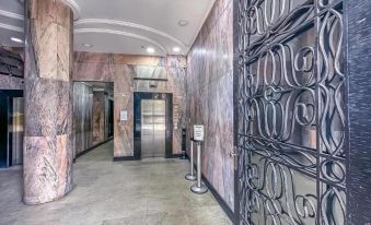 360 Centro Metrô Uruguaiana by Suhcasa