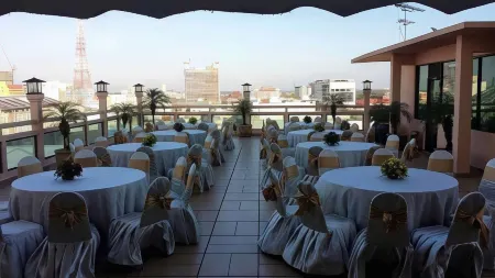 Crystal Lodge Отели в г. Кота-Бару