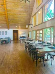 Whispering Winds Spacious Hochatown Cabin Near Beavers Bend Sleeps 22 Game Room Hot Tub - Apartments