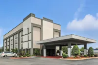 Quality Inn & Suites - 3-Star