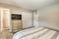 3 Mi to ASU! Snowbird Poolside Escape in Tempe - Holiday bungalows