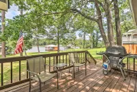 Waterfront Lake Sinclair Home w/ Boat Dock! - 3-stjärniga