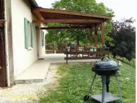 Wood charming little house 4 pers Hotel dekat Vieux Sarlat
