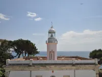 Apartment in Roses with Sea Views & Pool