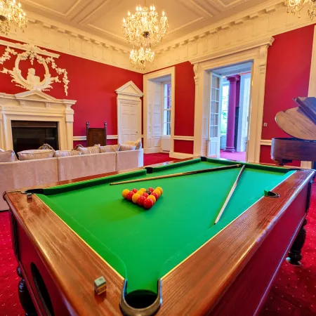 Georgian Hall in Hickleton with 17-Acre Gardens