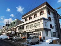 Hotel Moc Hotels near Myoko Ski Resort