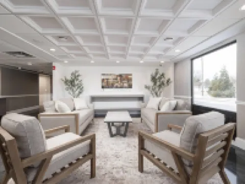 オークフィールド イン & スイーツ ロチェスター, アン アセンド コレクション ホテル ブライトンのホテル