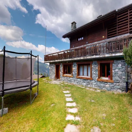 Apartment in Nendaz on ski slopes