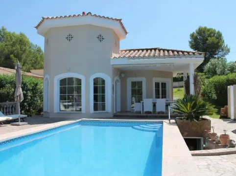 Villa in Santa Ponsa with swimming pool