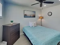 Surfside Casa de Playa by Ryson Vacation Rentals - Country Houses