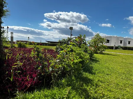 Serene & Joyful Retreat - Breathtaking view Отели рядом с достопримечательностью «Plage de Cabo Negro»