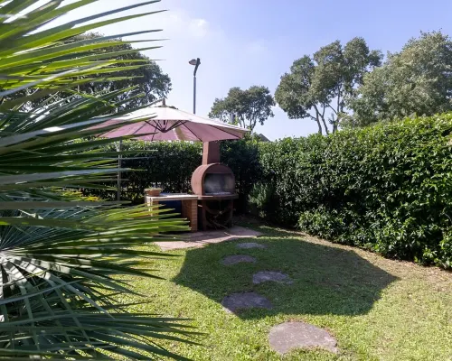 HouseGardenMilano- Near Fiera and Humanitas and San Carlo Hospitals (parking space) Hotels in Trezzano sul Naviglio