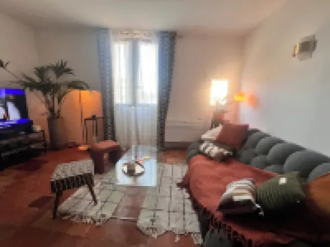 Magnificent, cozy T1 apartment in the heart of Aix en Provence's historic city center