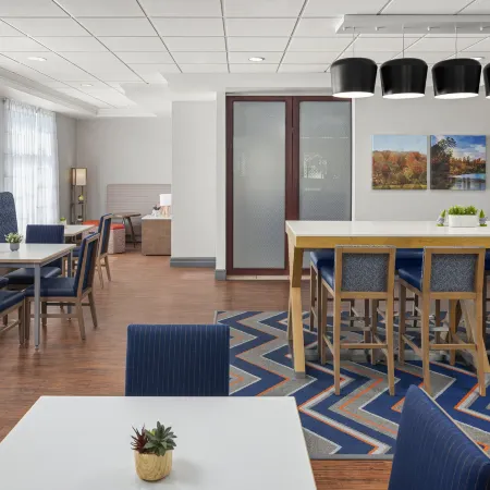 Hampton Inn Fairmont