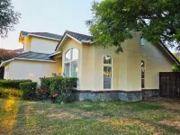 Impressive Exec. Luxury Home. Pool & SPA. Beautiful, Clean, Spacious, Convenient Hotels in Union City