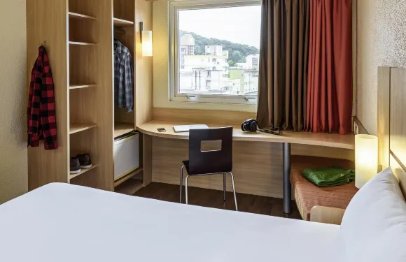 宜必思布盧梅瑙酒店