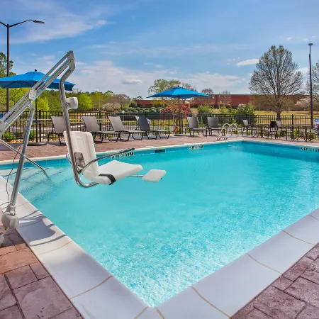 Holiday Inn Express & Suites COVINGTON by IHG