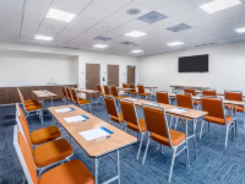 Holiday Inn Express & Suites HAMMOND by IHG Hotels in Hammond