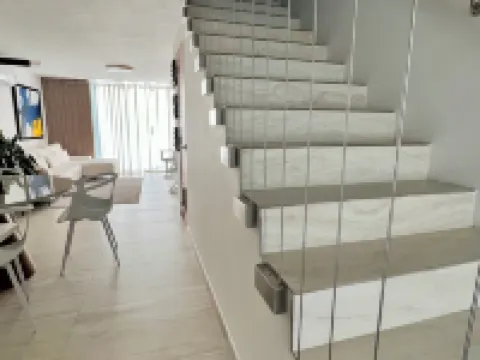 Dream Villa - Luxury Stay w/ Pool & Beach Access Hoteles en Dorado