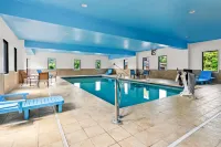 Econo Lodge Mt Hope - Beckley North - piscina