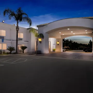 Hourglass Hotel, Trademark Collection by Wyndham