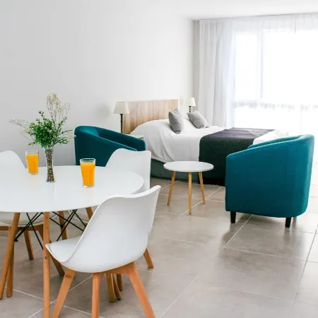 Ramada Residences by Wyndham Puerto Madryn CQ Mitre Отели в г. Вьедма