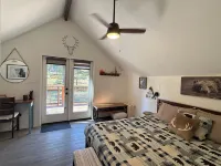 Modern Mountain Cabin with AC, Beautiful Views. 3 Min to Midtown. 루이도소 호텔