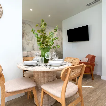 Genteel Home Patrocinio VIII