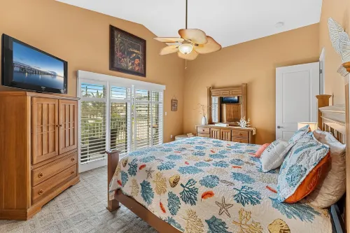 3811 Ocean Beach Blvd - 3 estrellas