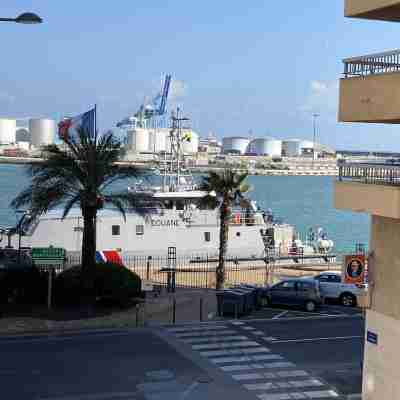 Sète! 50m2 new parking wifi quay Town center Others
