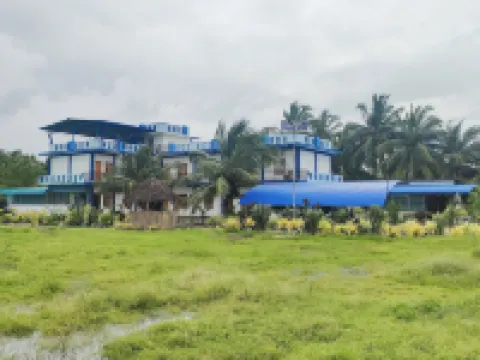 Victory's Gardens Hotels in 