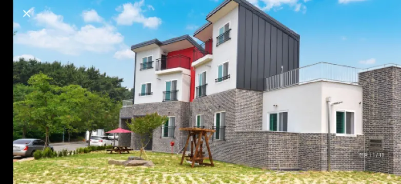 Seocheon Raon Feliz Pension