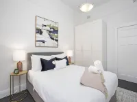 Elegant Art Semi Detached 2-Bed Home