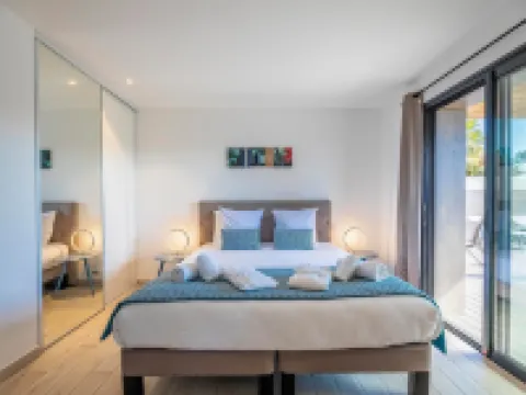 Résidence Pierre & Vacances Premium Vesna Rossa Hoteles en Lecci