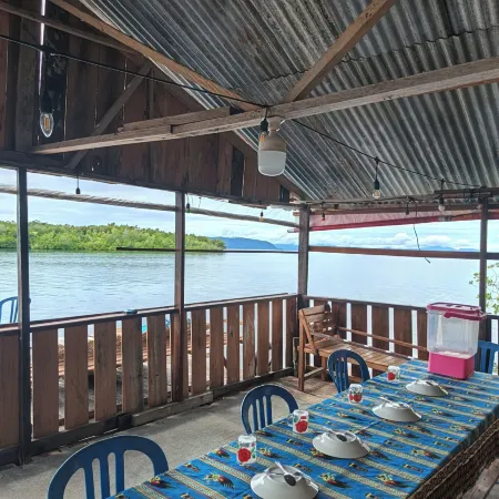 Arborek Dive Homestay