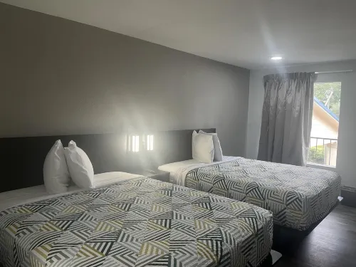 Motel 6 - McComb, MS